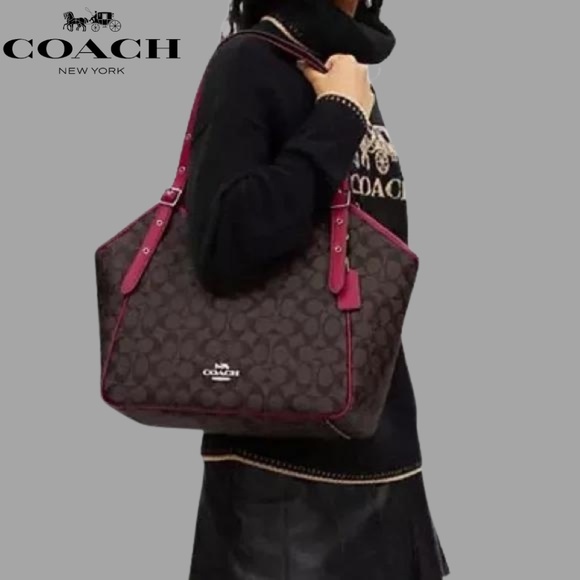 Coach Meadow Shoulder Bag In Signature Canvas - Picture 1 of 16